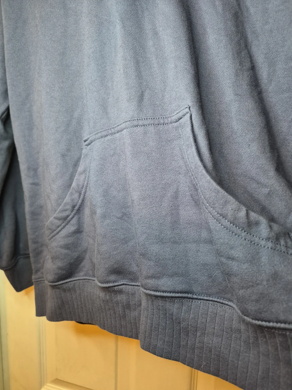 Scandia Woods Men’s Grayish Blue Pullover Sweatshirt Large